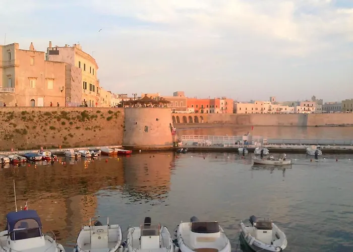 住宿加早餐酒店 La Cornucopia 3*