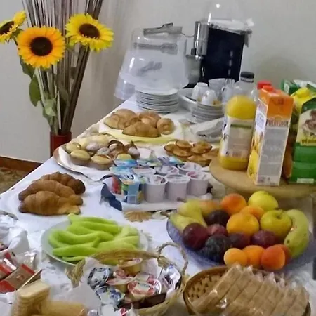 Oda ve Kahvaltı La Cornucopia